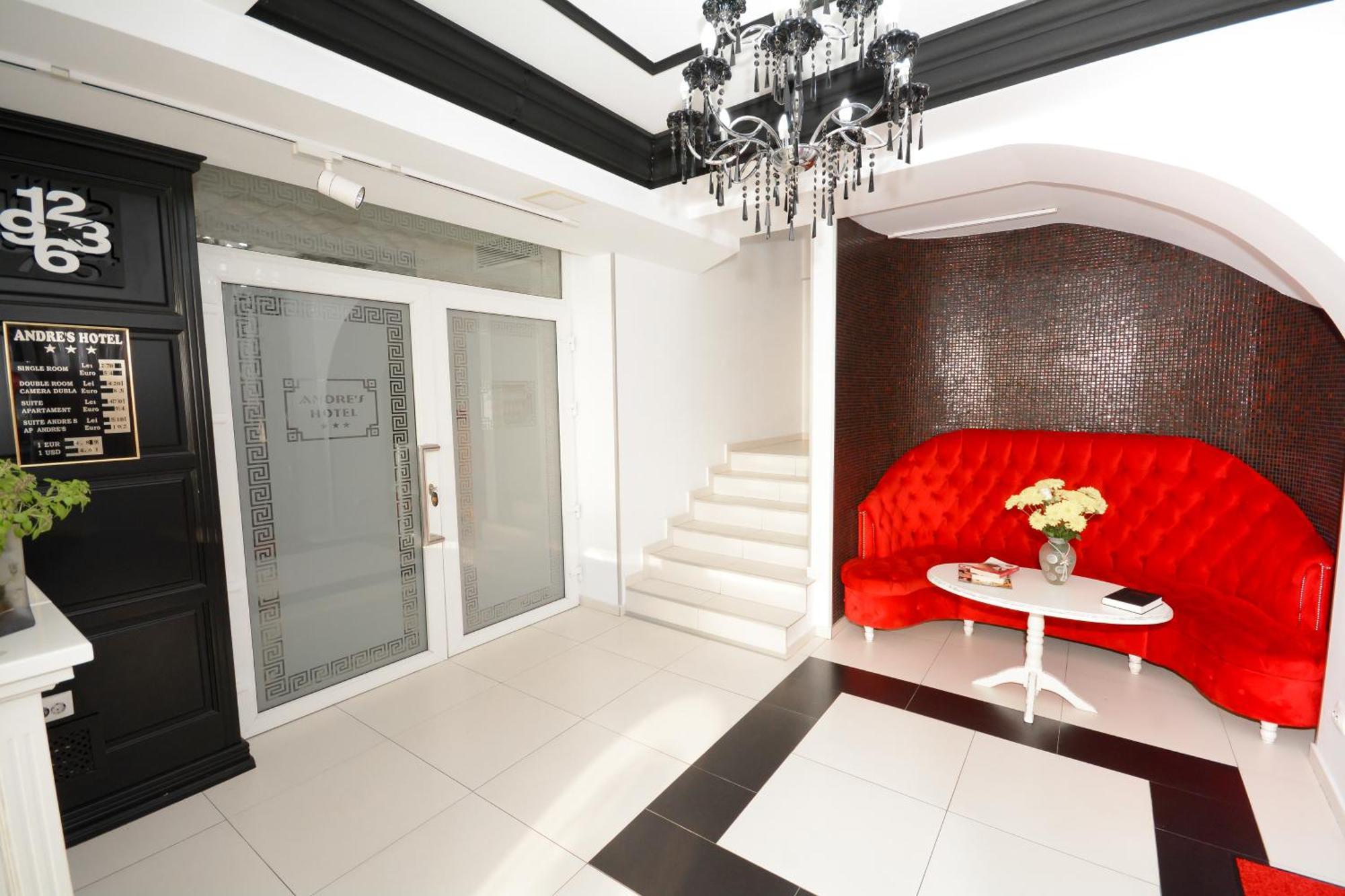 Hotel Andre'S Craiova Exteriör bild
