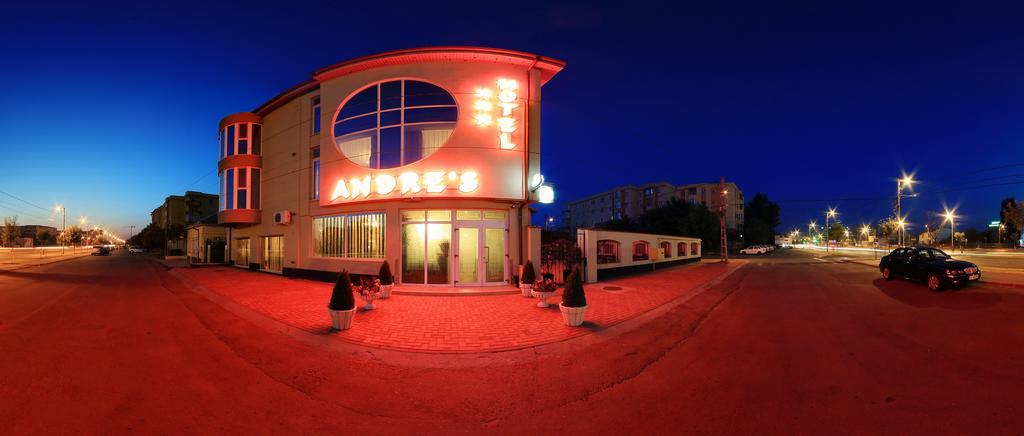 Hotel Andre'S Craiova Exteriör bild